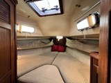 Island Packet 32- forward cabin